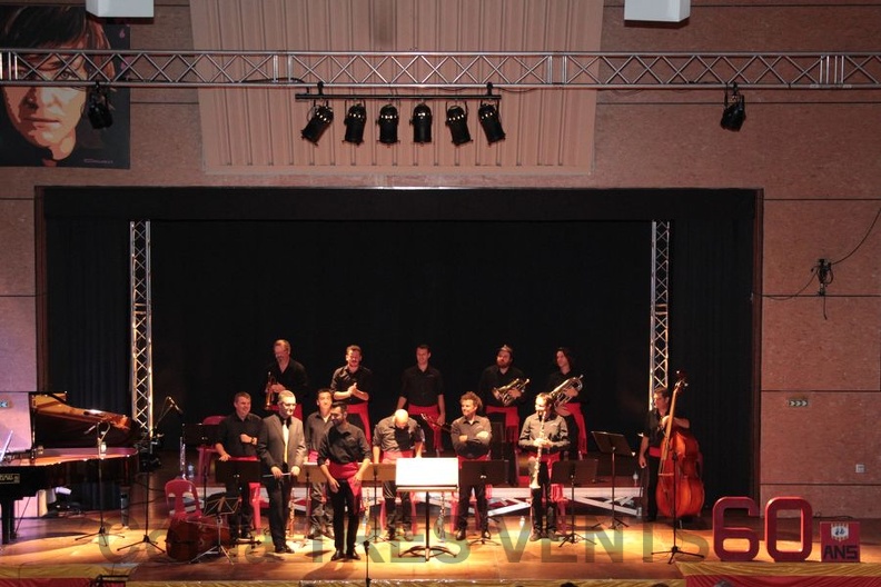 20180930115606-719b8b00